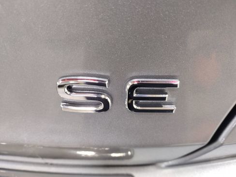New 2026 Volkswagen Jetta SE FWD image 13