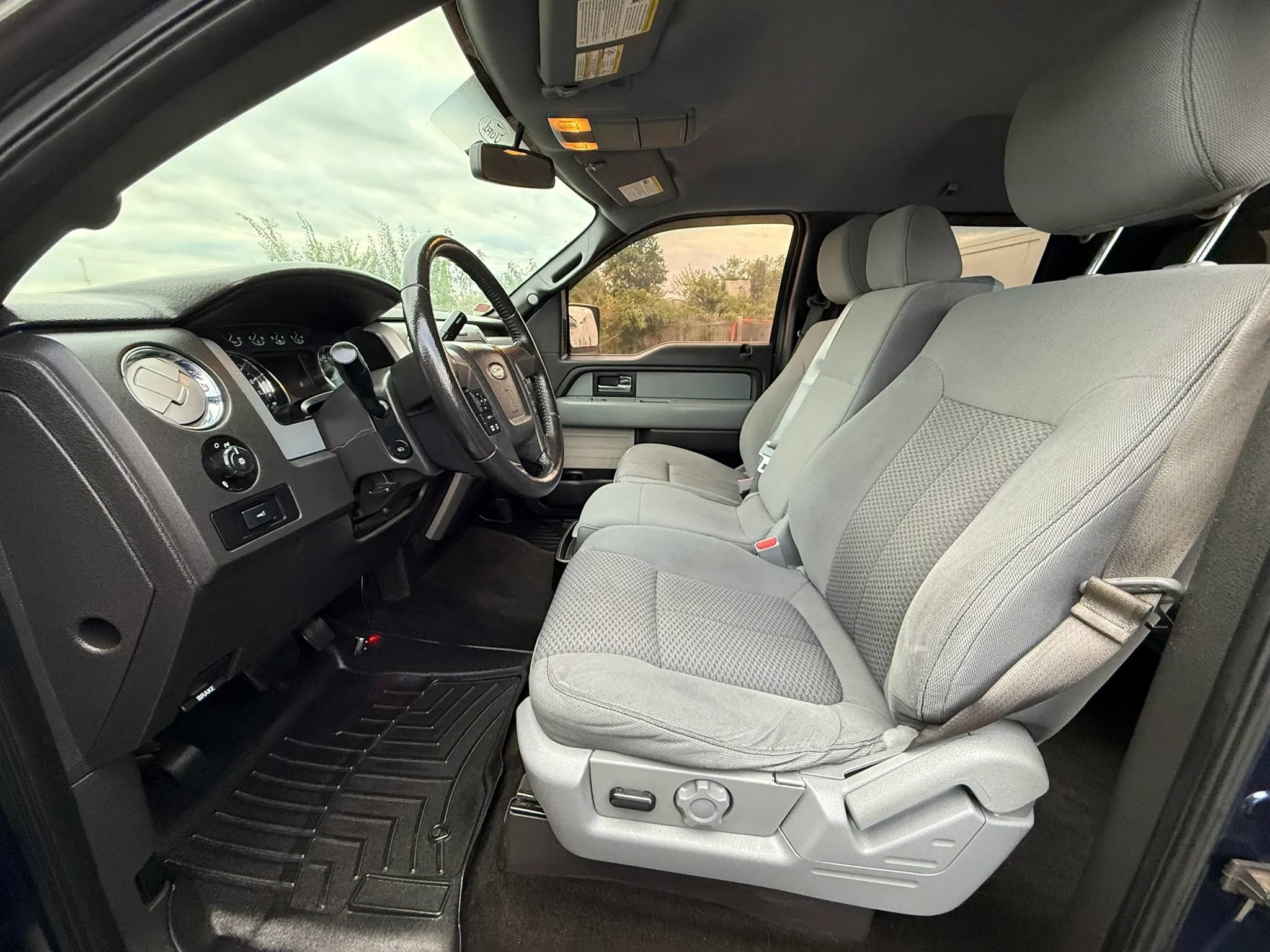 Used 2013 Ford F150 XLT w/ XLT Chrome Pkg AWD/4WD image 19