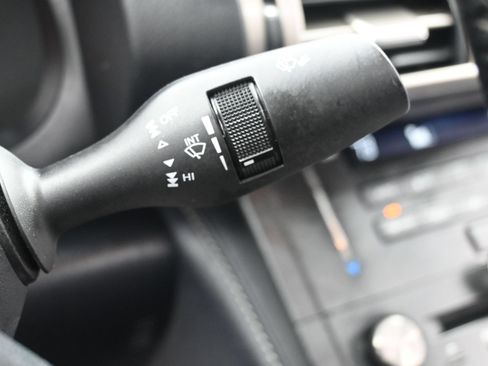 Used 2016 Lexus IS 200t RWD image 40