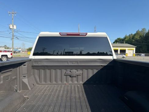Used 2021 Chevrolet Silverado 2500 Custom w/ Custom Value Package AWD/4WD image 28