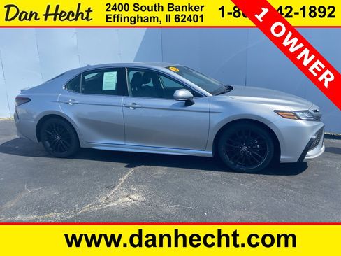 Used 2023 Toyota Camry XSE image 1