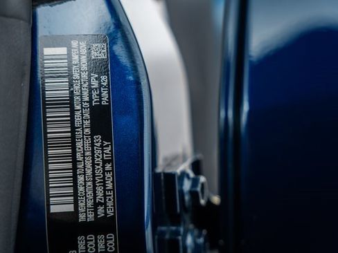 Used 2018 Maserati Levante S GranSport image 42