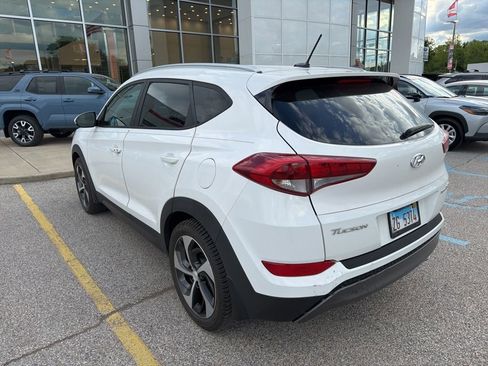 Used 2016 Hyundai Tucson Sport FWD image 4