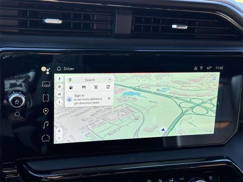 Used 2025 GMC Sierra 1500 AT4 w/ AT4 Premium Package image 3