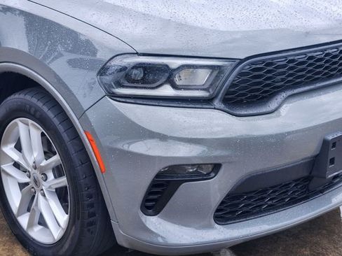 Used 2023 Dodge Durango GT RWD image 2