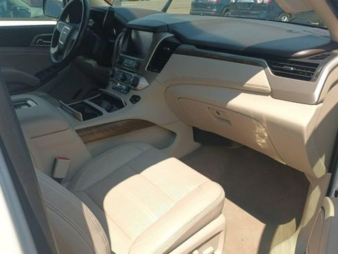 Used 2019 GMC Yukon Denali w/ Denali Ultimate Package AWD/4WD image 5