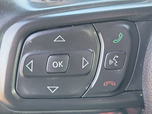Used 2022 Jeep Wrangler Sport AWD/4WD image 8