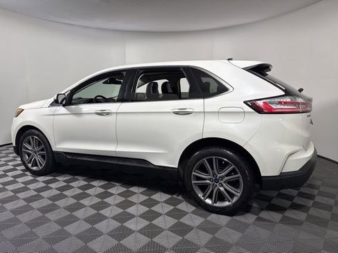 Used 2022 Ford Edge Titanium w/ Class II Trailer Tow Package image 4