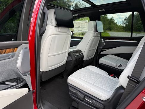 New 2026 Cadillac Escalade Platinum Sport w/ LPO, ONYX Package AWD/4WD image 22