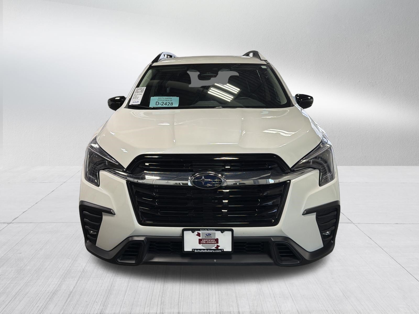 Used 2024 Subaru Ascent Limited AWD/4WD image 2
