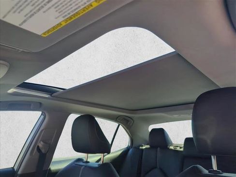 Used 2019 Toyota Camry XSE image 18