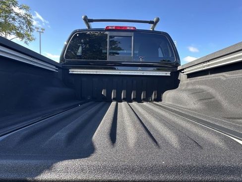 Certified 2020 Nissan Frontier PRO-4X w/ Pro-4x Utility Package image 15