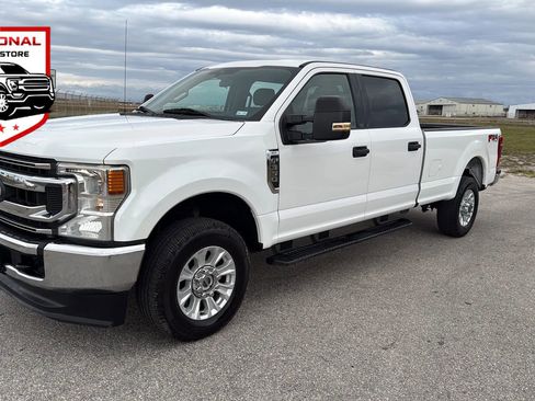 Used 2020 Ford F350 XLT image 1