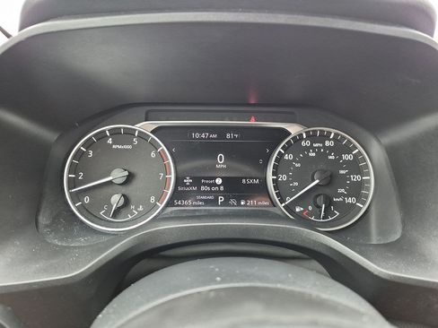 Used 2024 Nissan Rogue SV FWD image 19