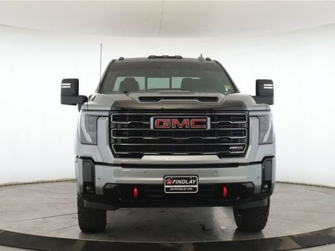 Used 2025 GMC Sierra 2500 AT4 w/ Technology Package image 12
