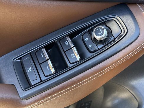 Used 2019 Subaru Forester Touring image 22