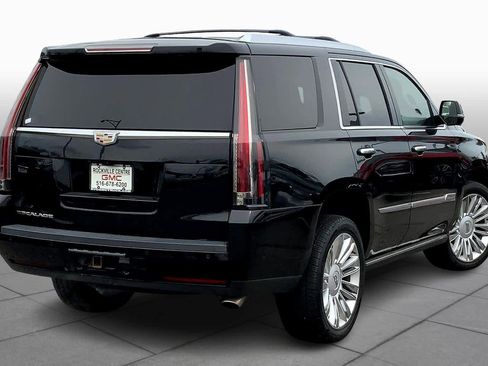Used 2019 Cadillac Escalade Platinum image 13