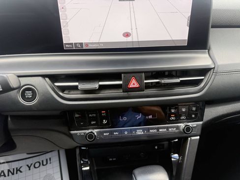 Used 2024 Kia Seltos EX FWD image 27