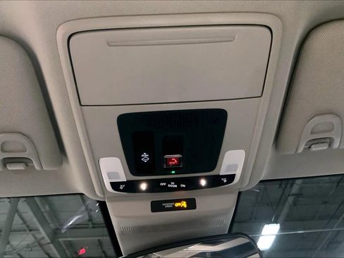 Used 2025 Honda Accord SE image 34