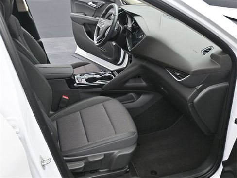 Used 2023 Buick Envision Preferred image 29