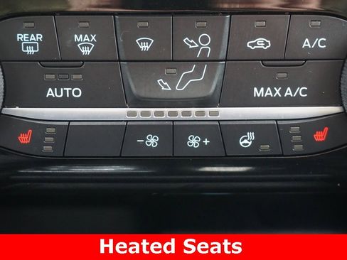 Used 2022 Ford Escape SEL w/ Technology Package image 9