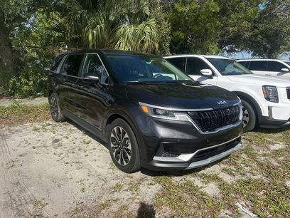 Certified 2024 Kia Carnival EX