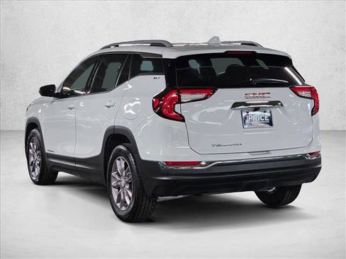 Used 2023 GMC Terrain SLT FWD image 8