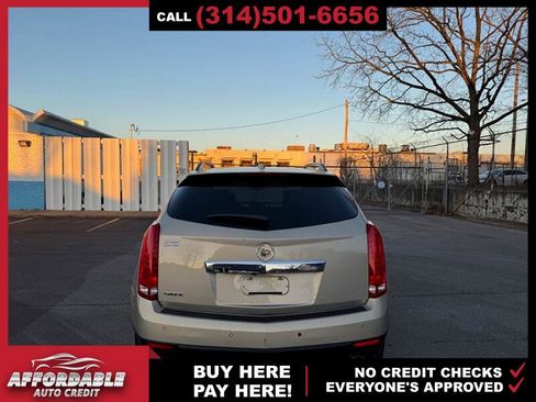 Used 2010 Cadillac SRX Premium image 4