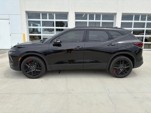 Used 2024 Chevrolet Blazer LT w/ Redline Edition FWD image 6