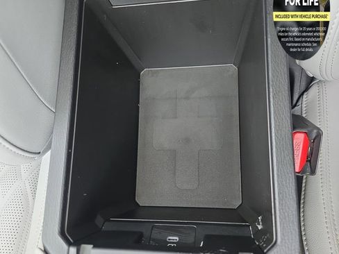 Used 2025 Mitsubishi Outlander SEL image 31