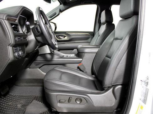 Used 2022 Chevrolet Tahoe Z71 image 8