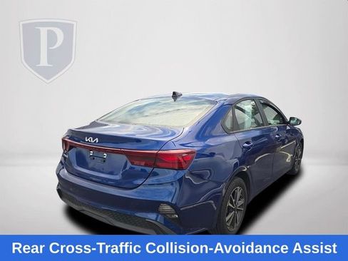 Used 2024 Kia Forte LXS w/ LXS Technology Package FWD image 8