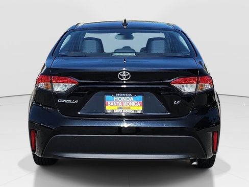 Used 2025 Toyota Corolla LE FWD image 6