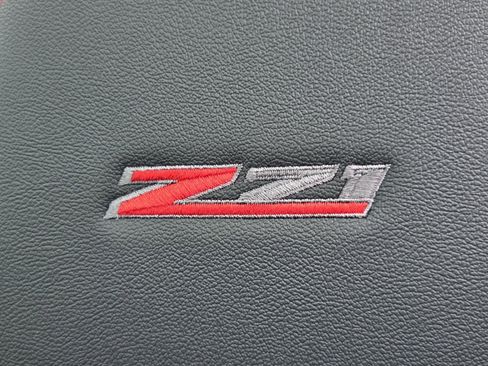 New 2026 Chevrolet Traverse Z71 w/ Enhanced Driving Package image 14