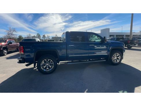 Certified 2017 GMC Sierra 1500 SLT w/ SLT Premium Package image 9