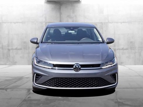 Certified 2025 Volkswagen Jetta S FWD image 4