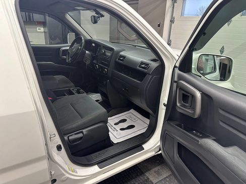 Used 2014 Honda Ridgeline Sport image 25