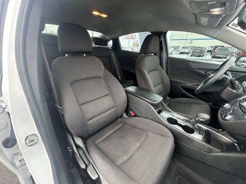 Certified 2022 Chevrolet Malibu LT image 20