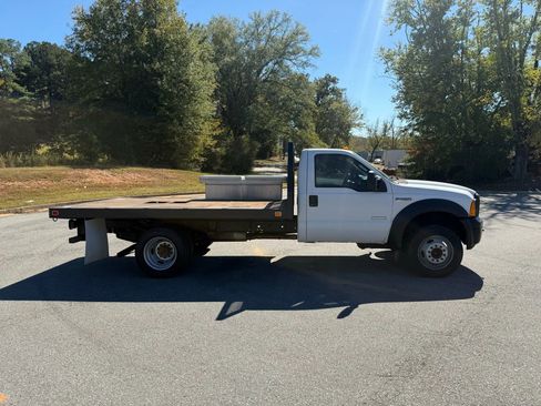 Used 2006 Ford F450 165  W.B. 2D image 10