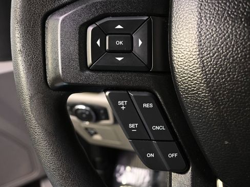 Used 2017 Ford F150 XL w/ Equipment Group 101A Mid AWD/4WD image 35