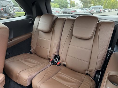 New 2026 Mercedes-Benz GLS 580 4MATIC image 15