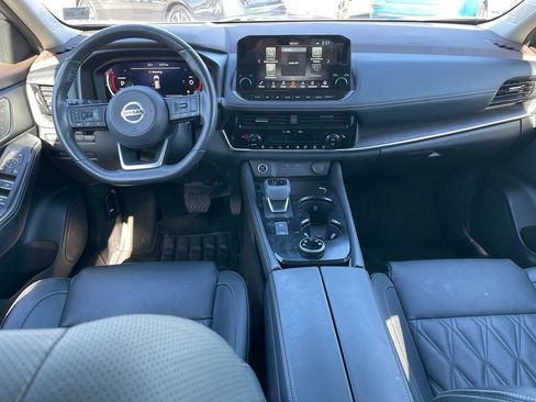 Certified 2023 Nissan Rogue Platinum w/ Platinum Premium Package AWD/4WD image 10