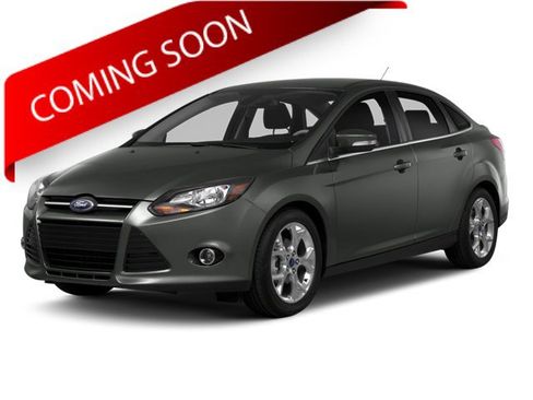 Used 2014 Ford Focus SE w/ SE Winter Package FWD image 1