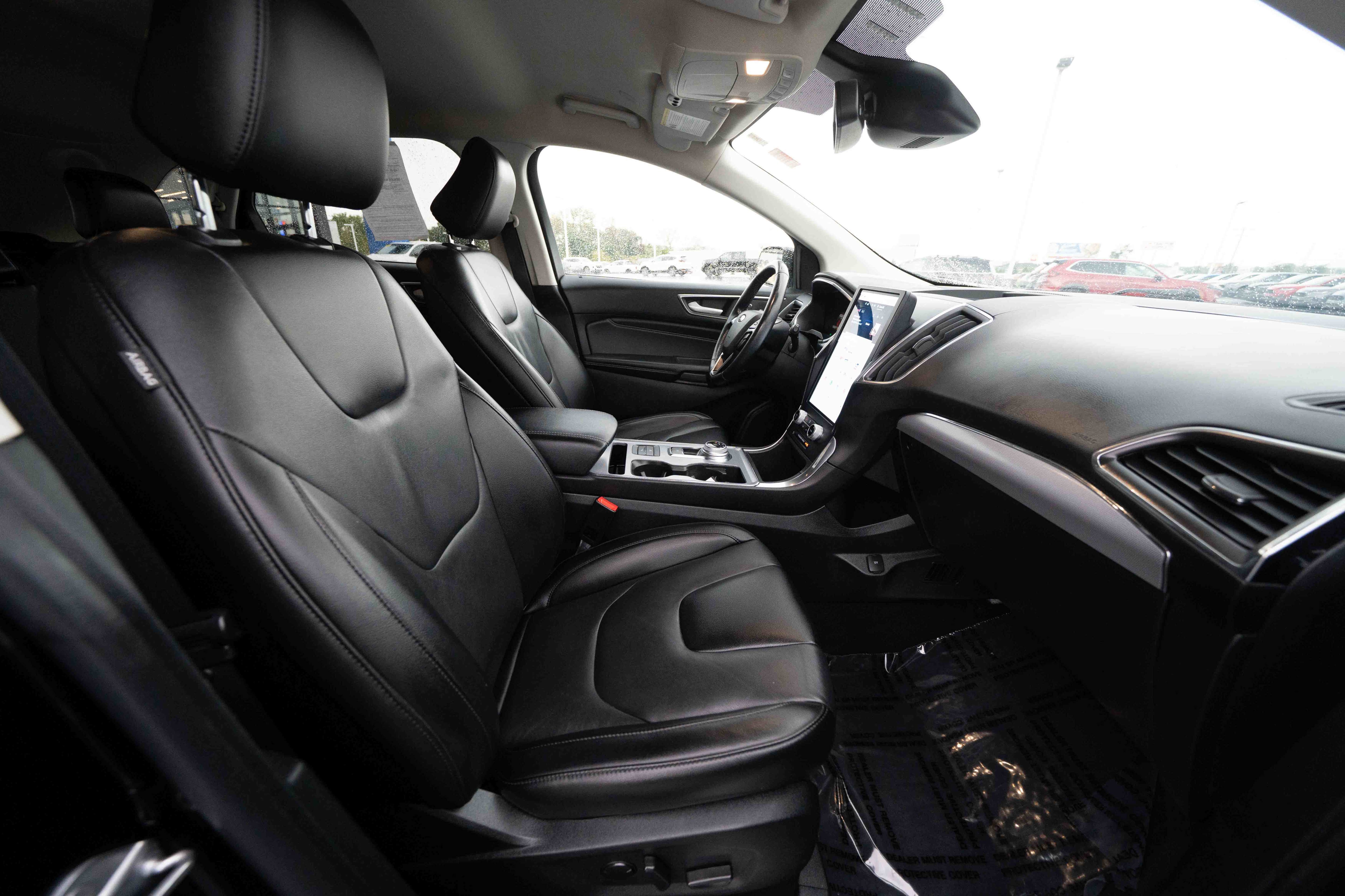 Used 2021 Ford Edge Titanium FWD image 27