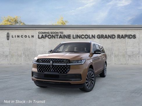 New 2026 Lincoln Navigator L Black Label AWD/4WD image 2