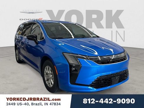 New 2027 Chrysler Pacifica Select w/ Family Tech Group FWD image 7