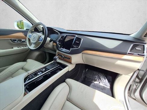 Used 2020 Volvo XC90 T6 Inscription w/ Protection Package Premier AWD/4WD image 19
