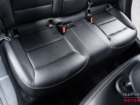 Used 2018 Mercedes-Benz GLA 250 4MATIC image 30