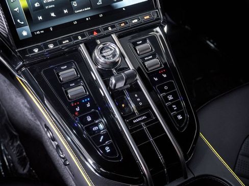 New 2026 Aston Martin V8 Vantage S RWD image 28