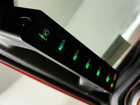 Used 2023 Jeep Wrangler Sport S image 25